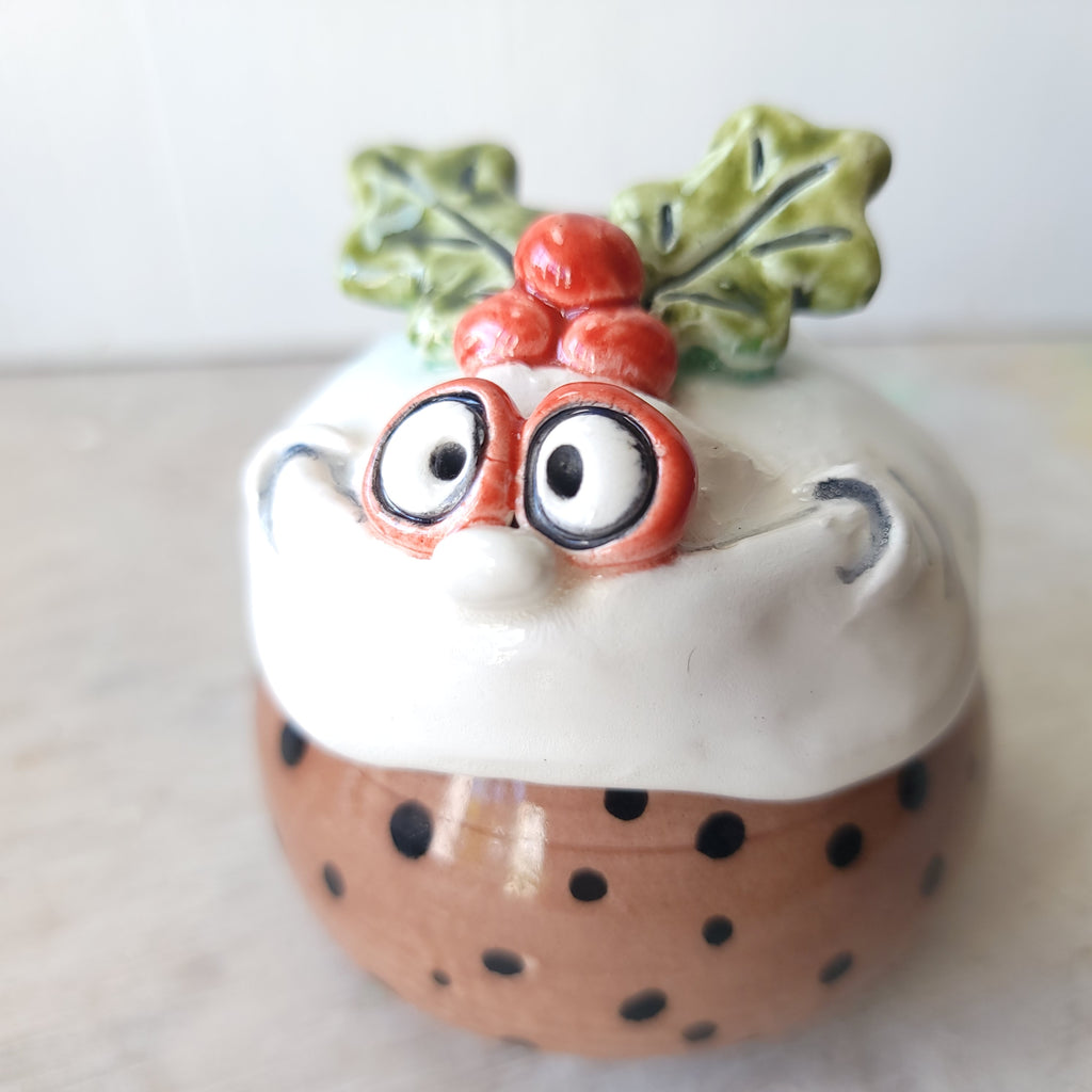 Christmas pudding pot