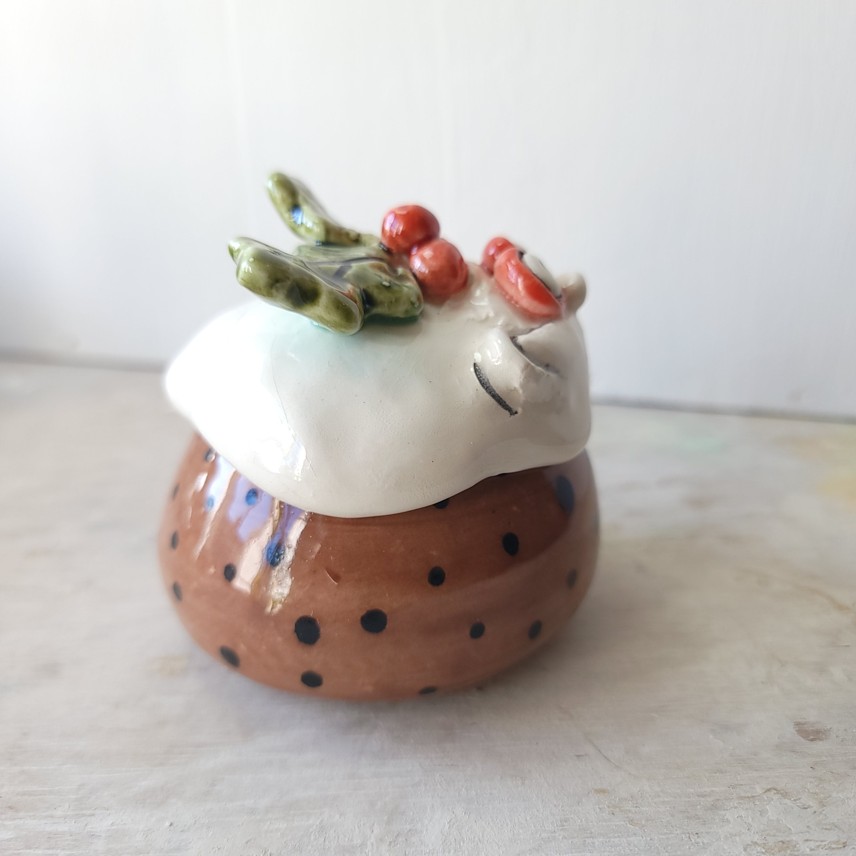 Christmas pudding pot