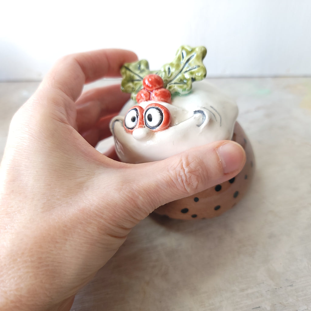 Christmas pudding pot