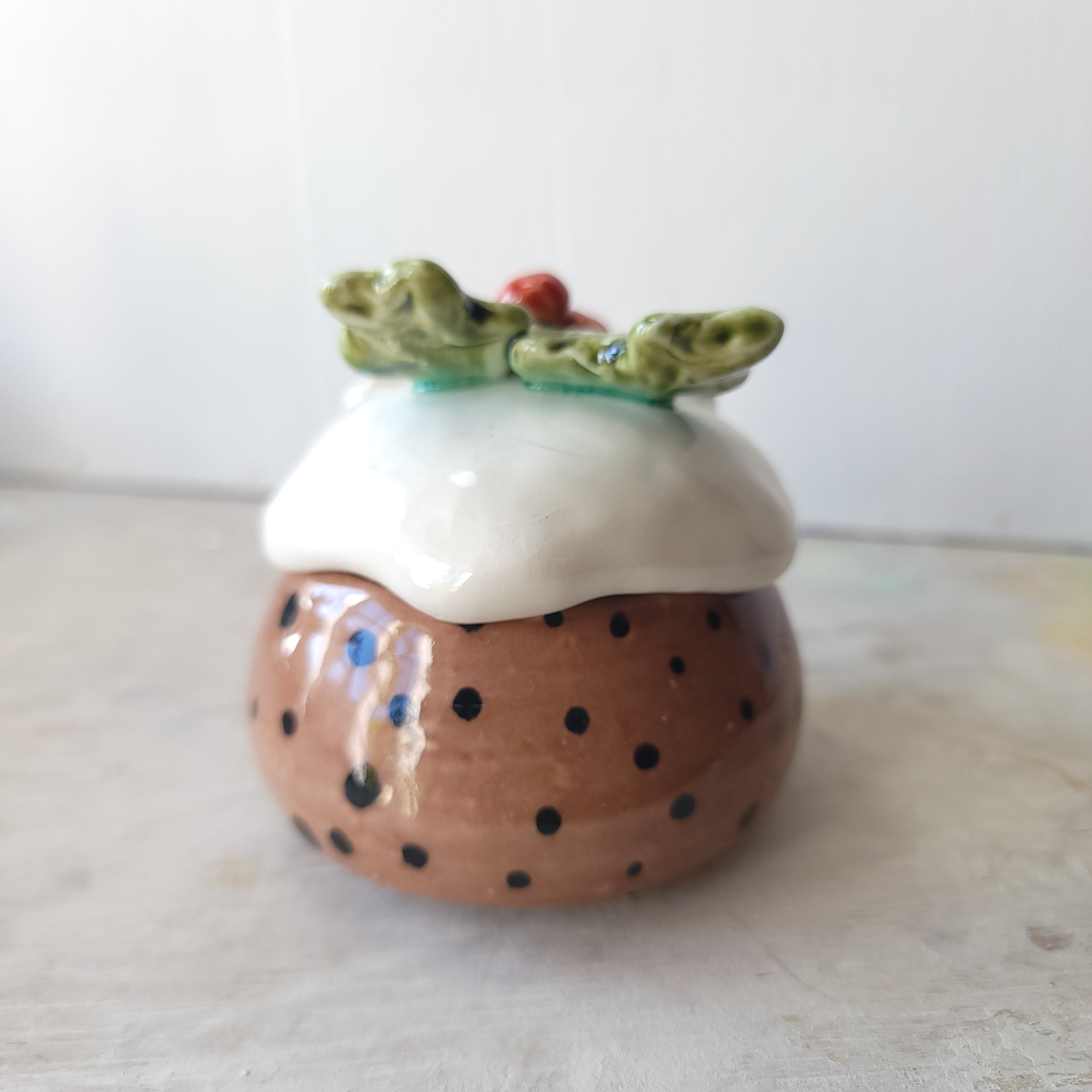 Christmas pudding pot