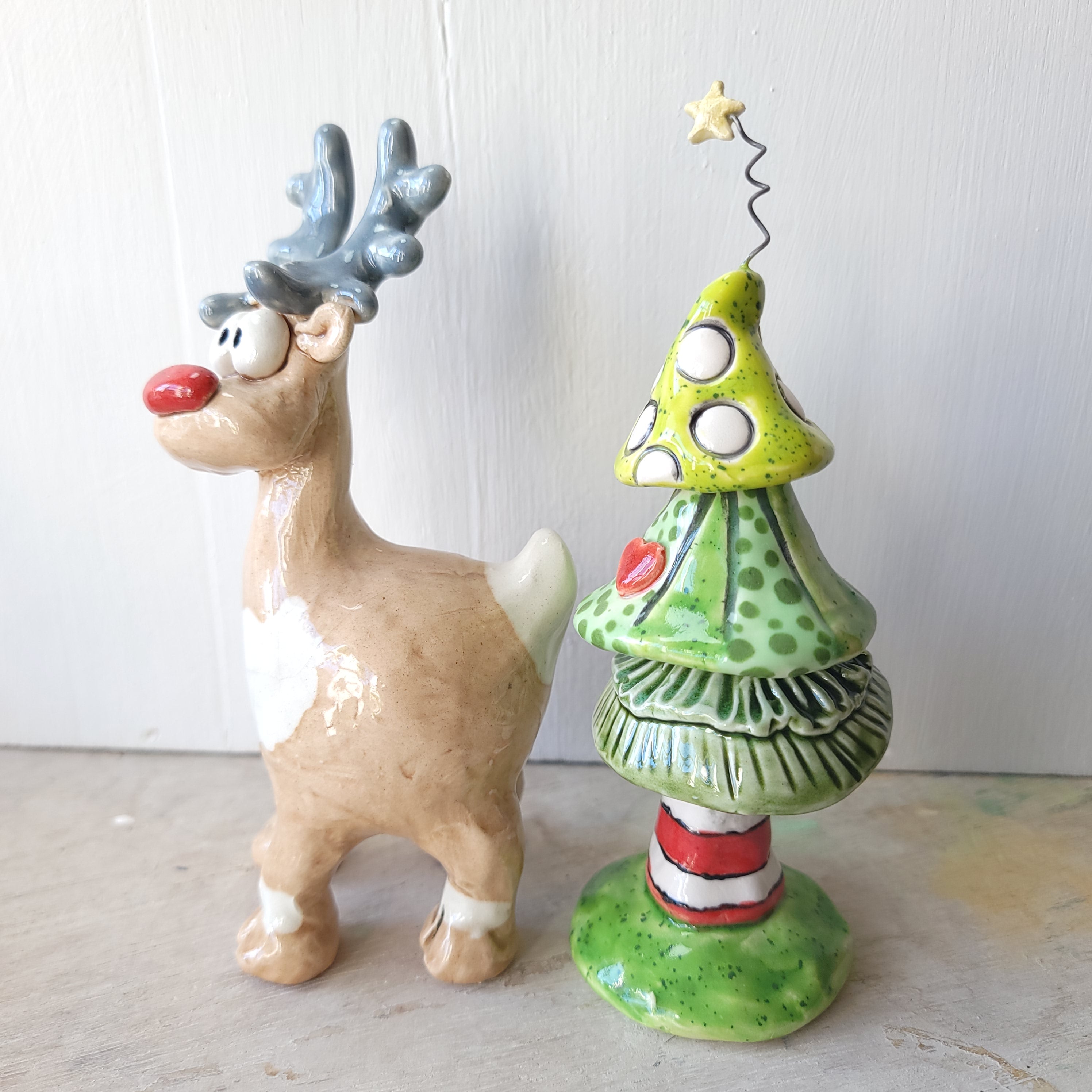 Christmas tree and reindeer – Kath Jamieson ceramics