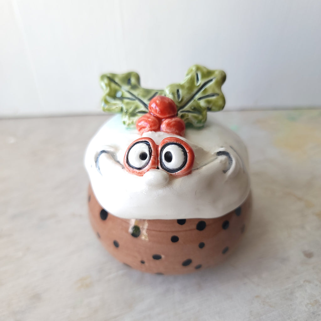 Christmas pudding pot