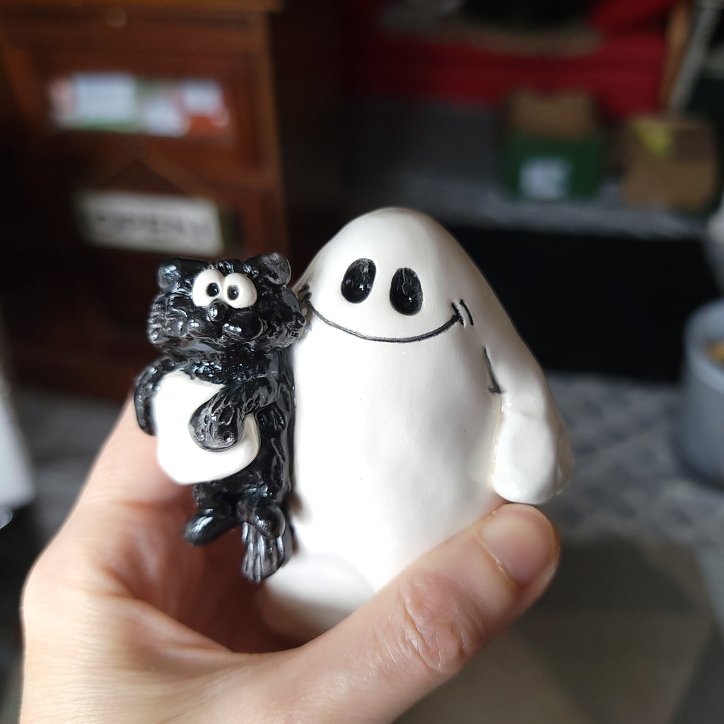 Ghost and black cat 2